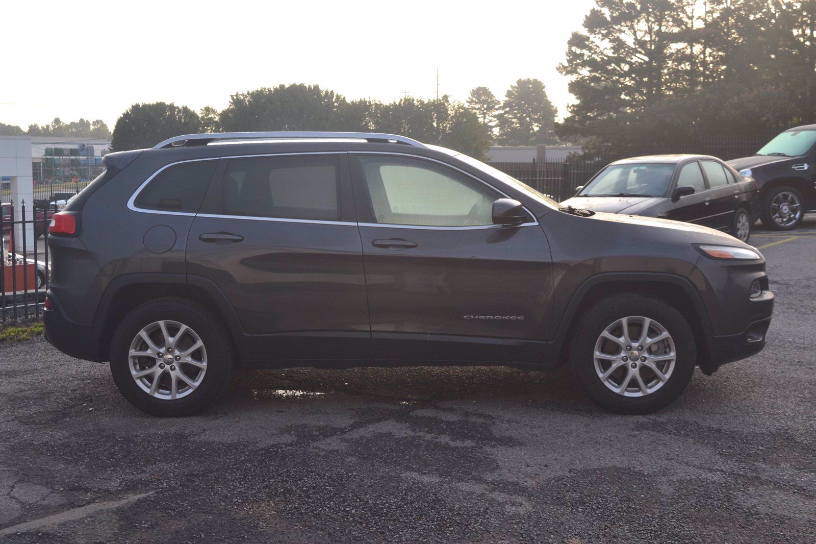 2017 jeep cherokee latitude sport utility wagon