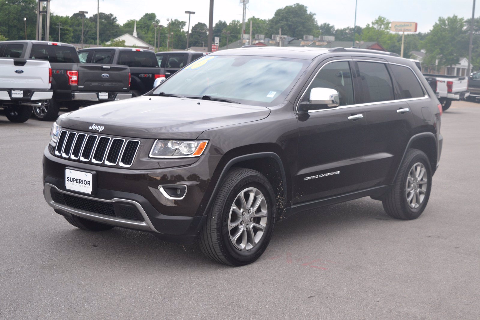 Pre-Owned 2016 Jeep Grand Cherokee Limited 4WD Sport Utility in ...