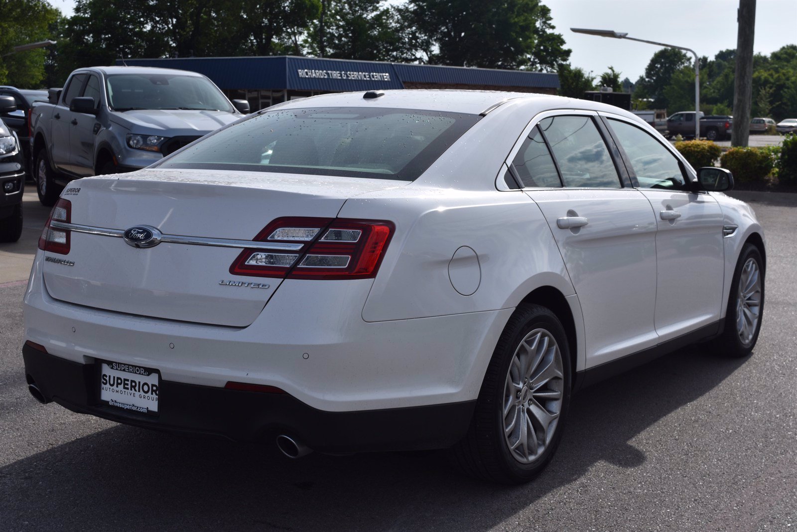 Pre-Owned 2019 Ford Taurus Limited 4dr Car in Fayetteville #F1717 ...