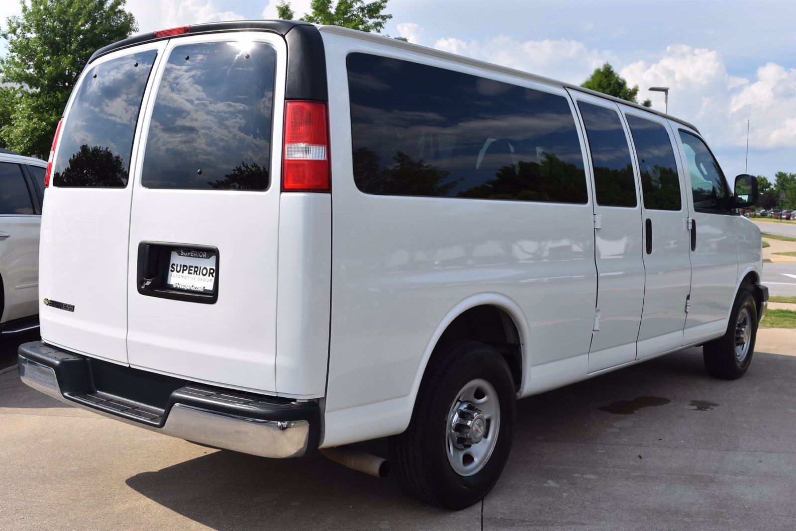 15 passenger van