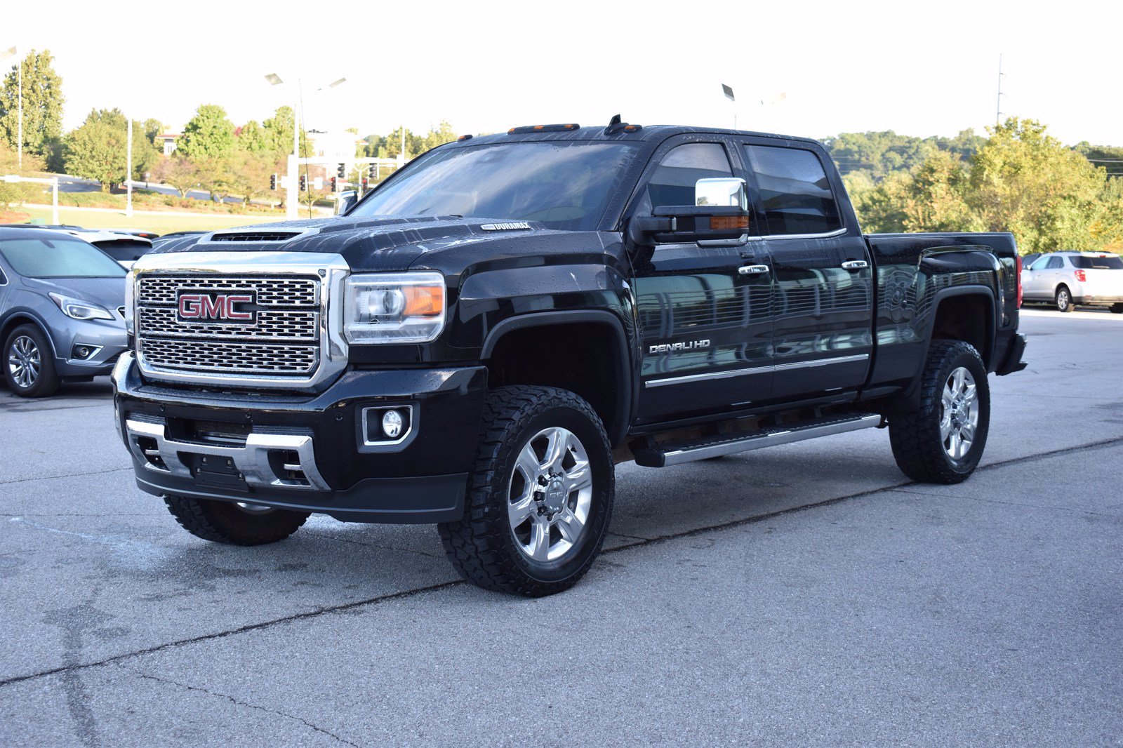 Pre-Owned 2018 GMC Sierra 2500HD Denali 4WD Crew Cab Pickup in ...