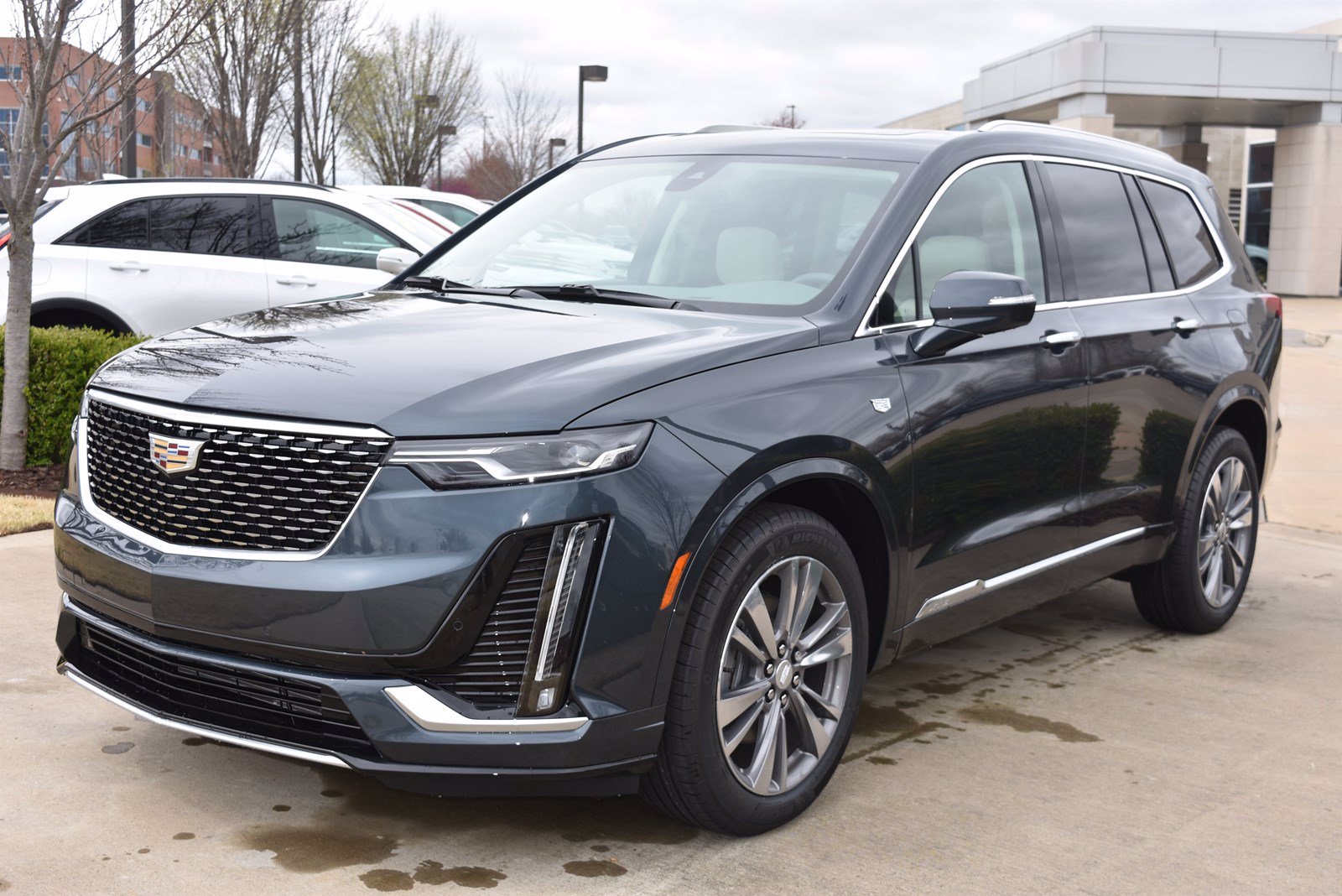 New 2020 Cadillac XT6 FWD Premium Luxury Sport Utility in Fayetteville ...