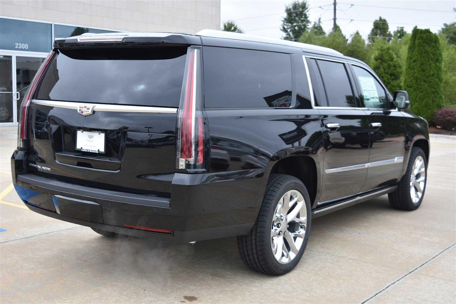 New 2019 Cadillac Escalade Esv Platinum Sport Utility In Fayetteville # 