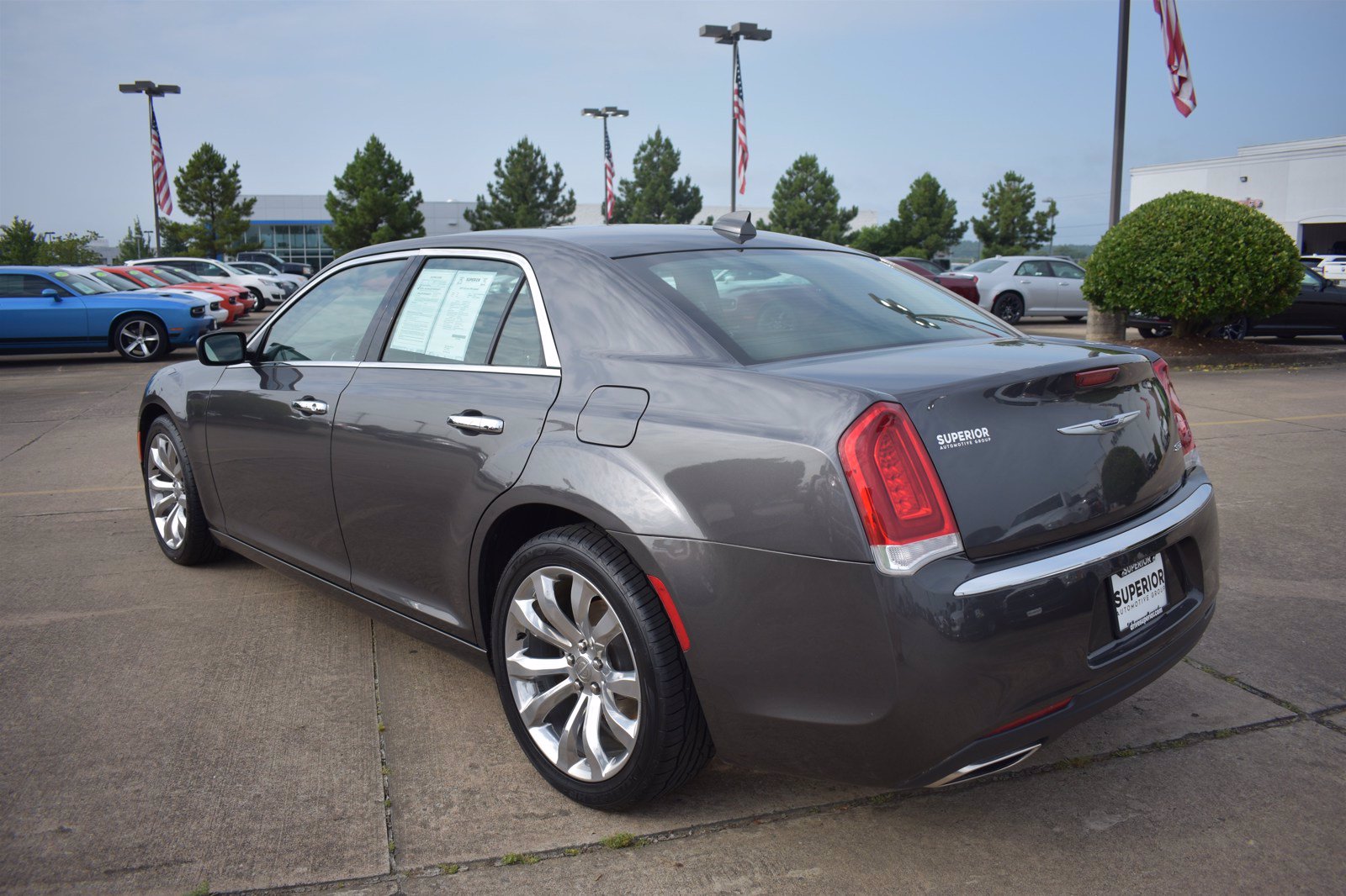 PreOwned 2019 Chrysler 300 Limited 4dr Car in