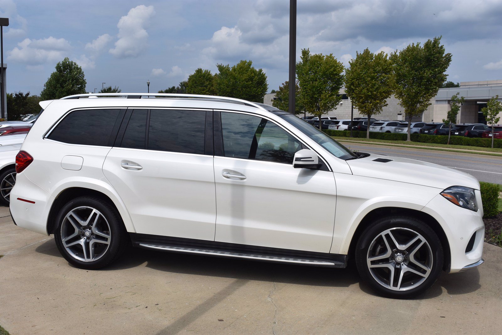 Certified Pre Owned 2017 Mercedes Benz Gls Gls 550 4matic Sport Utility In Fayetteville M2481 0472