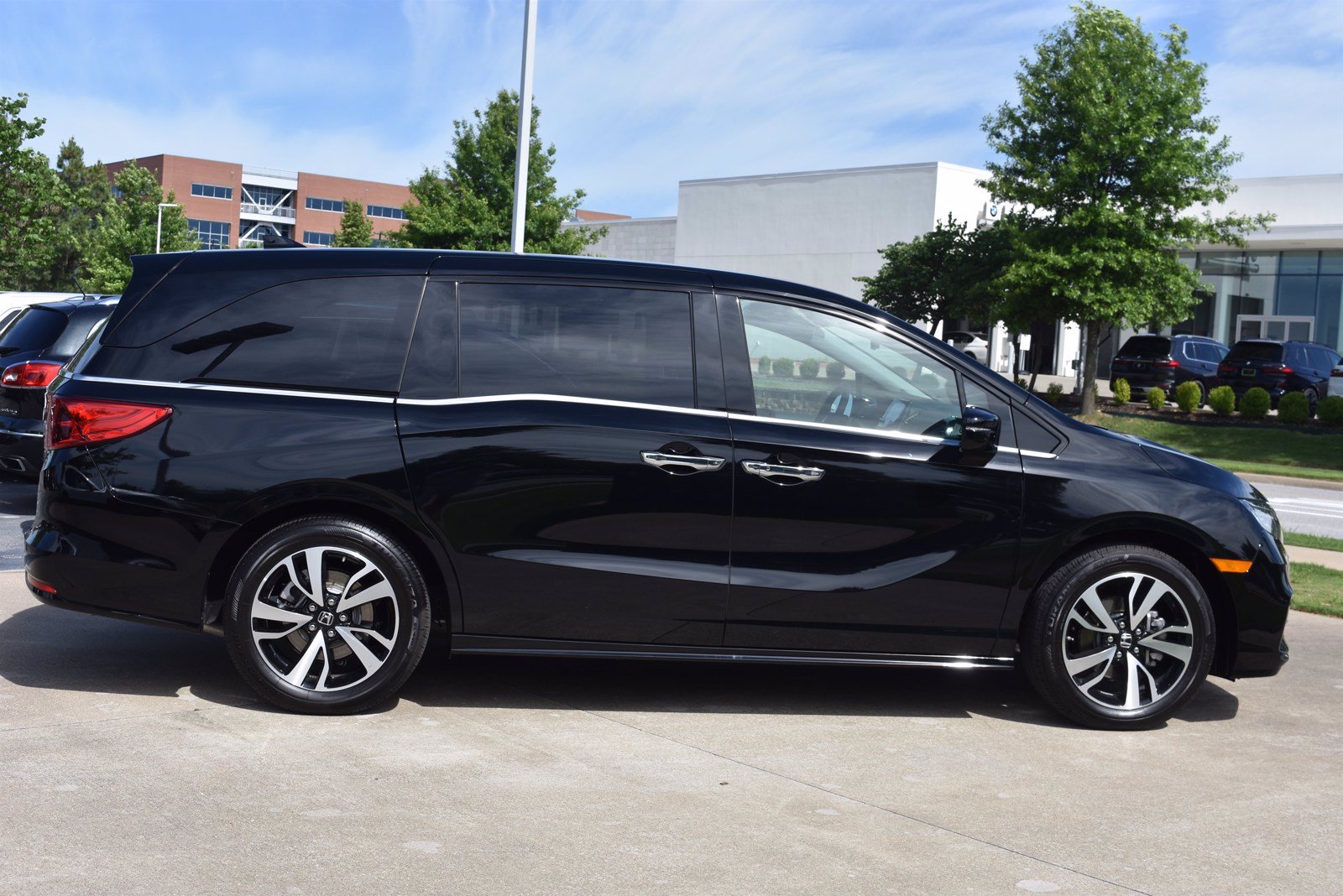 PreOwned 2020 Honda Odyssey Elite Minivan, Passenger in Fayetteville