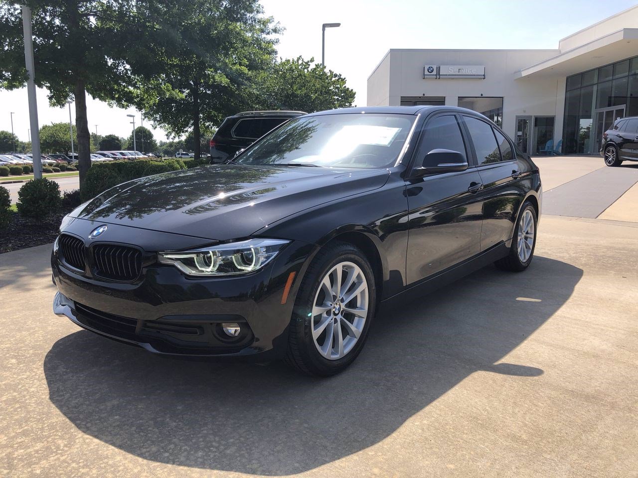 Бмв 320i xdrive 2018