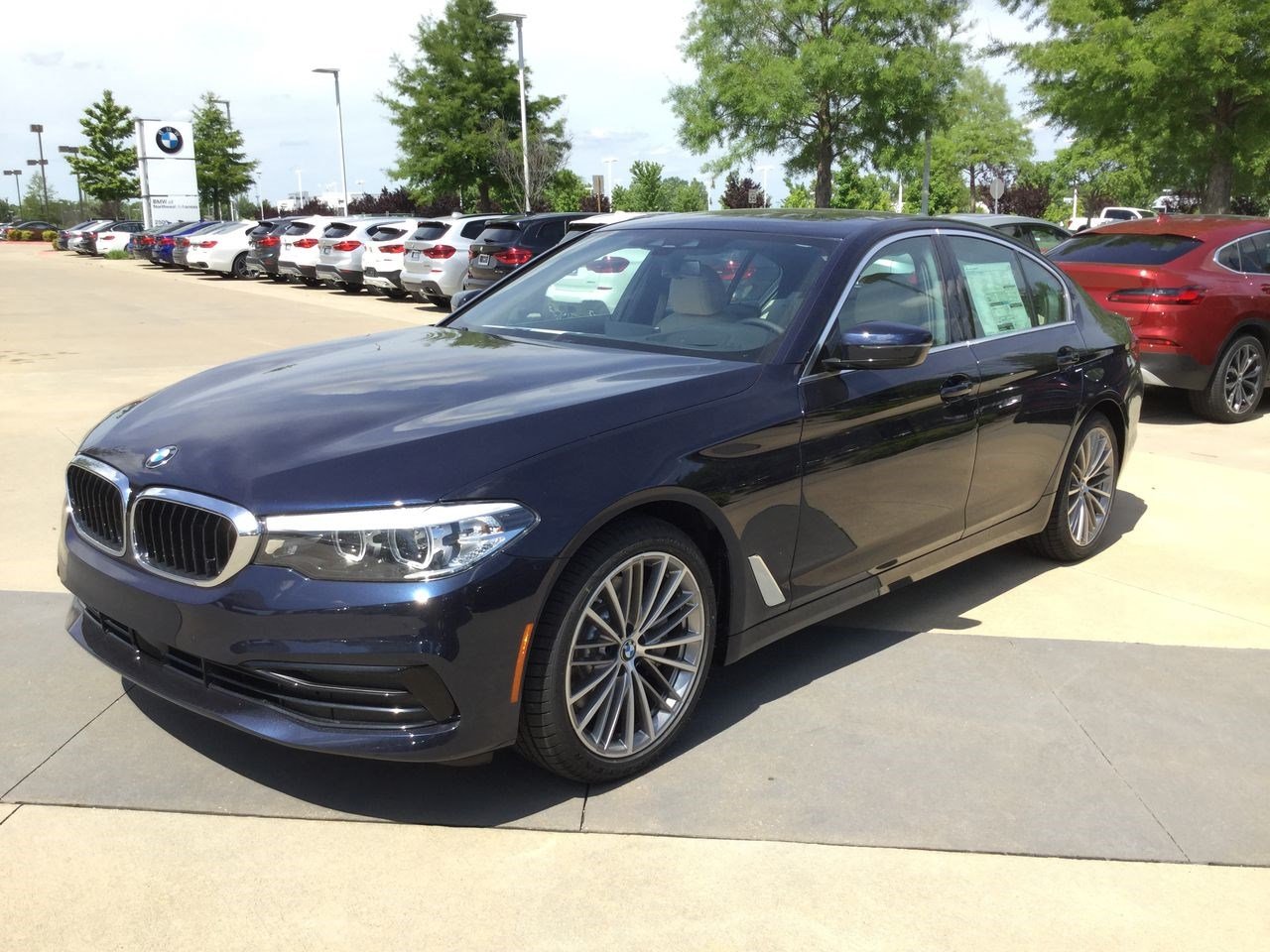 Pre-Owned 2019 BMW 5 Series 530i xDrive 4dr Car in Fayetteville # ...